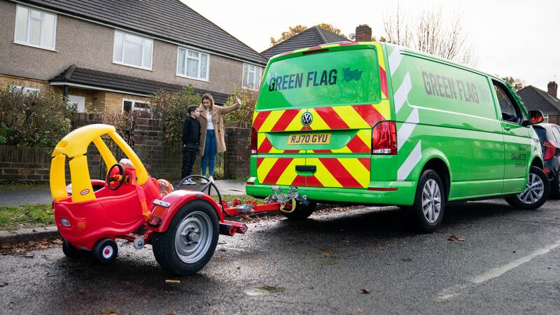The roadside recovery expert will tow the classic red and yellow ‘motors’ as if they were road-legal cars.