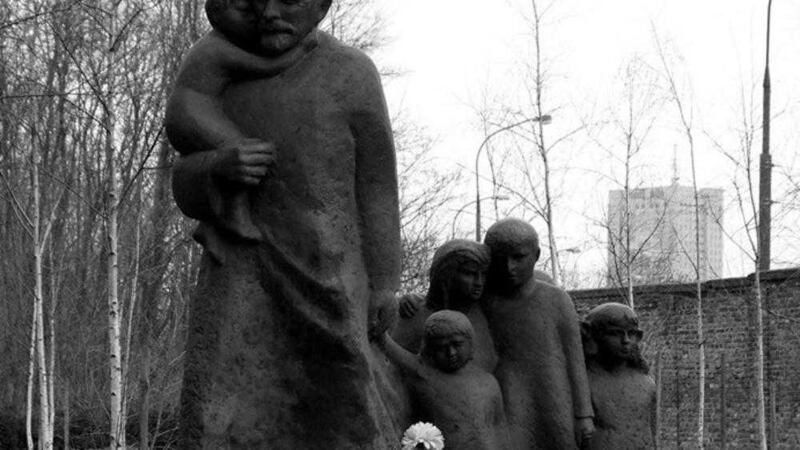 The statue of Janus Korczak in the Jewish Cemetery in Warsaw 