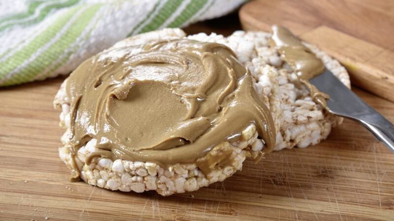 Rice cakes with nut butter make for a good snack 