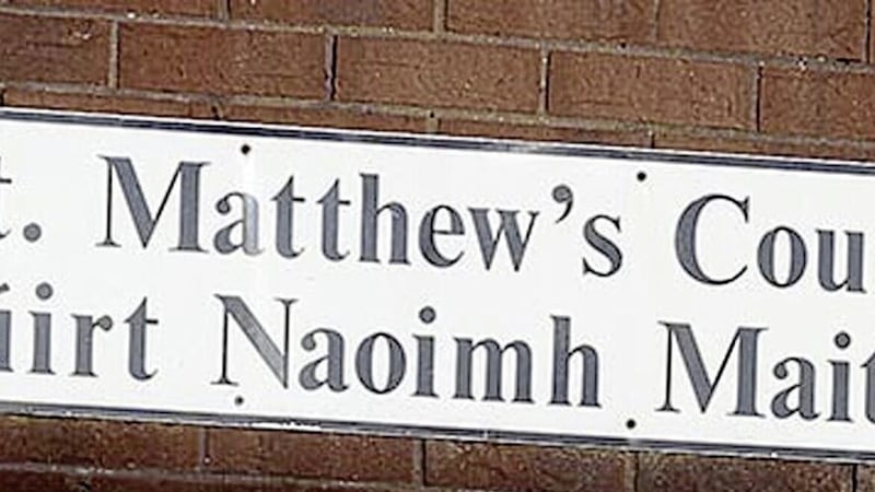 A decision to erect dual language street signs in Belfast&#39;s Gaeltacht Quater has faced a &#39;call-in&#39; at Belfast City Council 