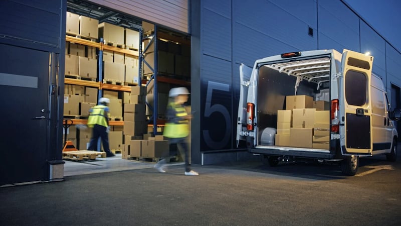 The b4b Group has joined the Fujitsu-led consortium promoting a &#39;smart solution&#39; involving smartlocks, GPS and blockchain for goods moving between Britain and Northern Ireland. 