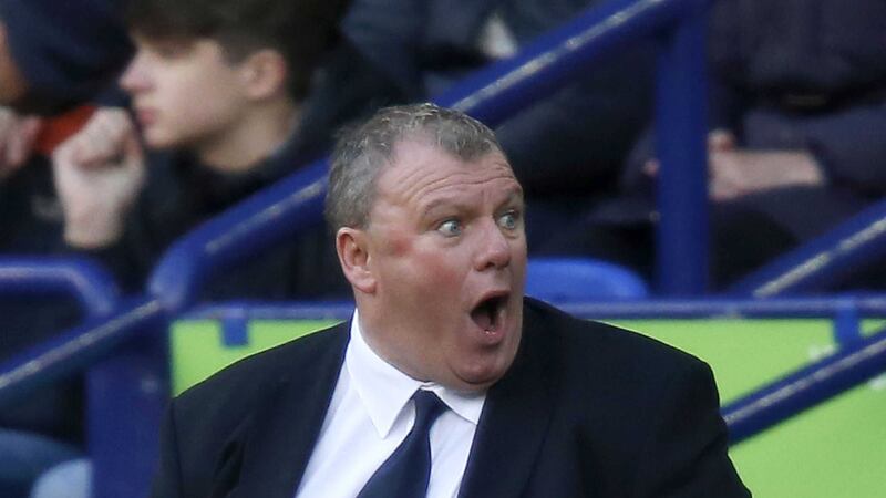 Leeds United manager Steve Evans has reportedly had issues finding training gear that fits him &nbsp;