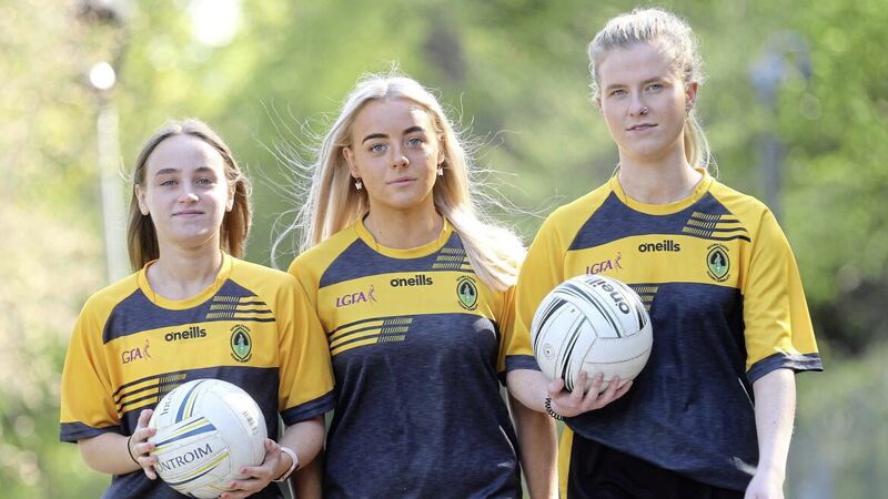 Molly McAuley (left), Ellie Murphy (centre) and Orlaith Murray (right). Photo by Hugh Russell 