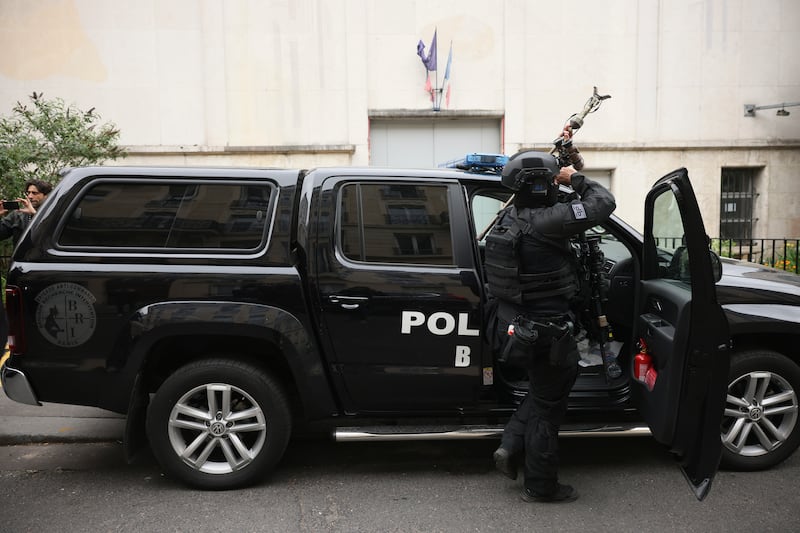 Elite police at the Iranian consulate (Thomas Padilla/AP)
