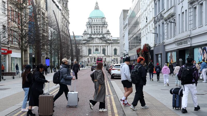 Tourism Belfast Ireland Suit cases