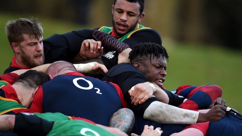 8 pictures of rugby players who look like they've lost something in the scrum