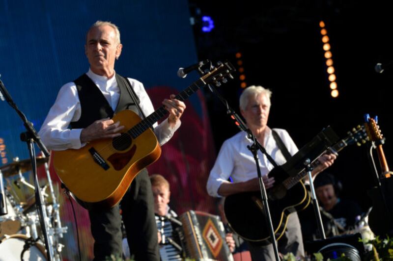 Status Quo forced to postpone concert due to Francis Rossi illness