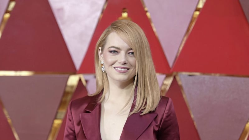 Emma Stone arrives at this year&#39;s Oscars 