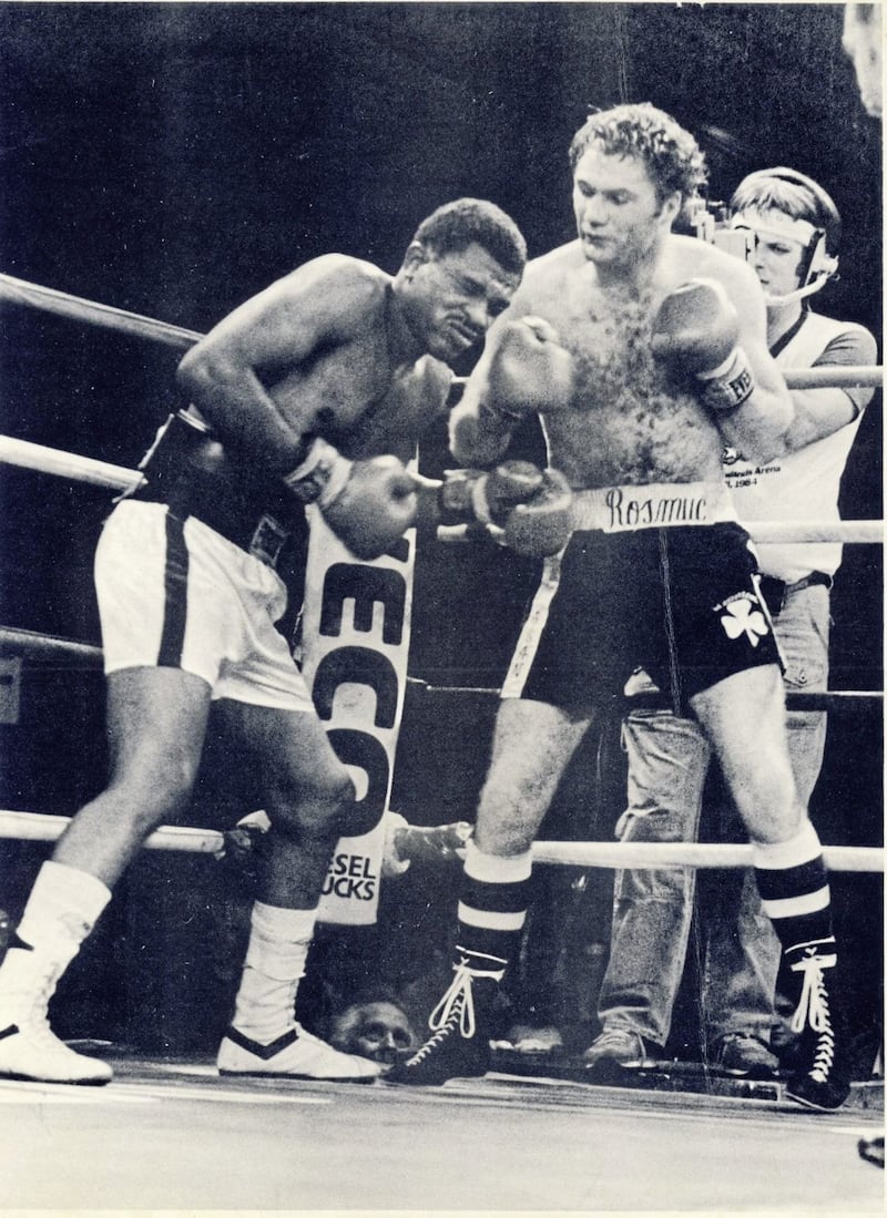 Se&aacute;n Mannion in his prime, defeating Roosevelt Green in the fight prior to his WBA light middleweight world title fight against Mike McCallum, 1984 