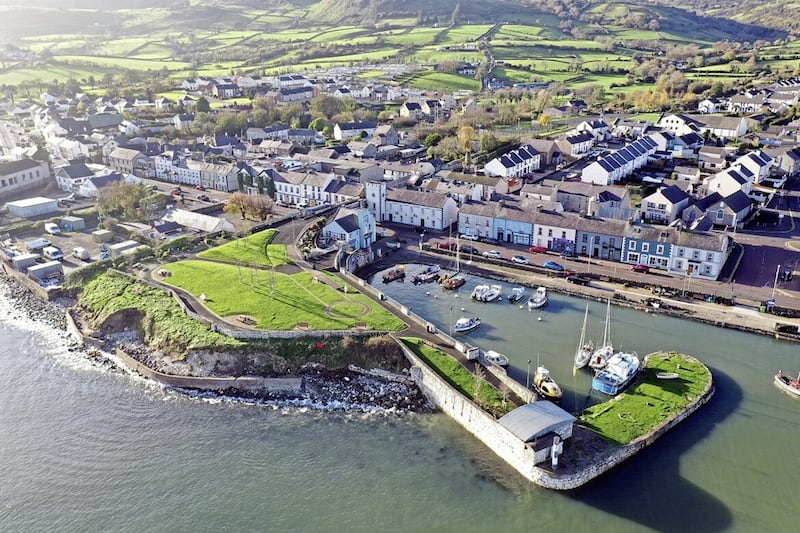 The Londonderry Arms Hotel is located in the centre of Carnlough on the world-famous Causeway Coastal Route, equidistant between Belfast city and the Giant&rsquo;s Causeway 
