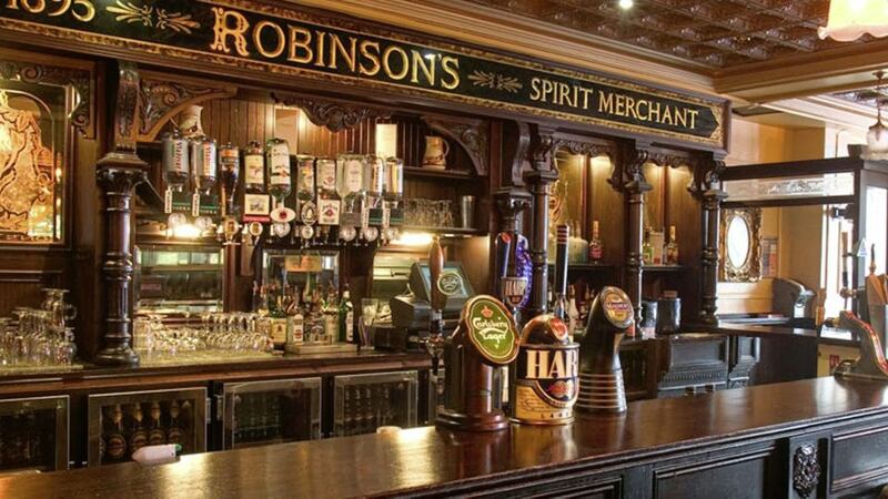 Robinsons Bar in Belfast has announced new plans for an enlarged outdoor smoking area at the rear of the Victorian building 