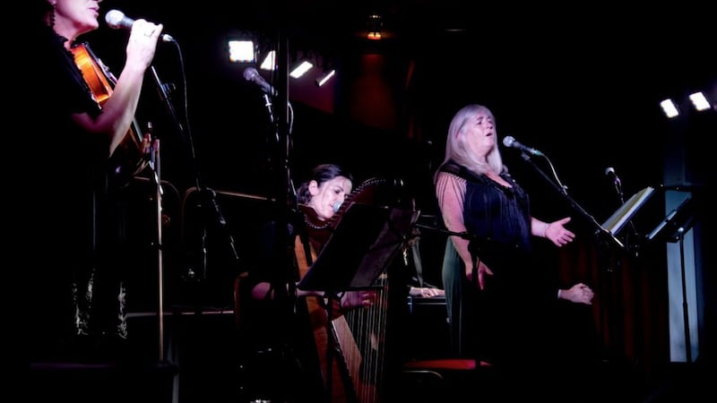 The Henry Girls and Niamh Parsons perform Wonders of the Wake 