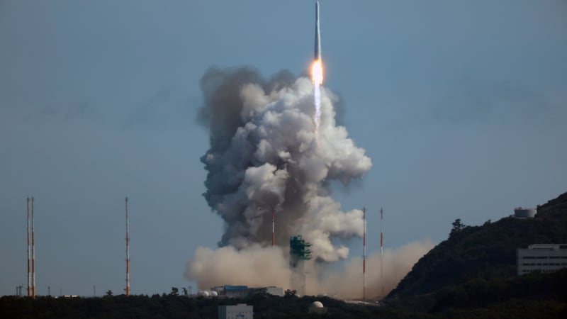 The launch has made South Korea the world’s 10th nation to place a satellite into space with its own technology.