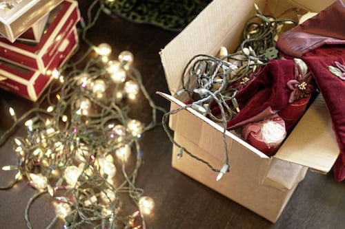 Tips on how to keep you and your family safe around Christmas lights 