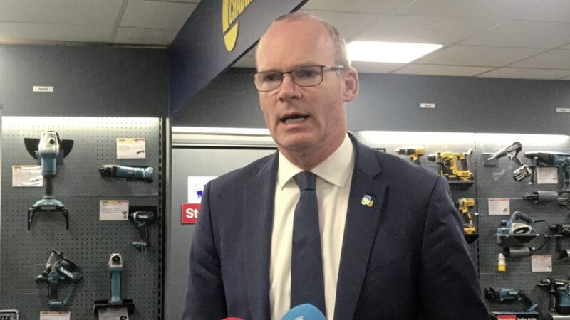 T&aacute;naiste Simon Coveney has said he was unaware officials from Dublin City Council recommended that protection money was paid to criminals. Picture by Aoife Moore, Press Association 