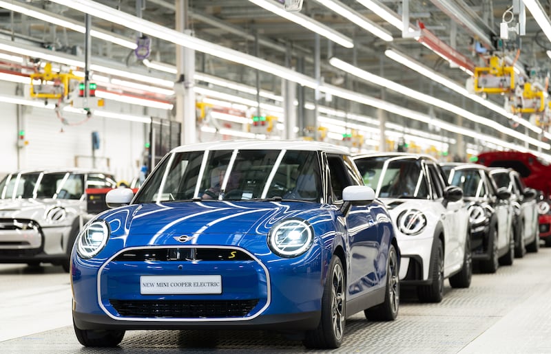 Mini’s Oxford plant produces a large number of cars each year.