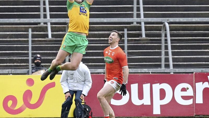 Who'll finish higher?: Donegal's Michael Murphy and Aidan Forker of Armagh met in the McKenna Cup and will meet in Division One this weekend, before an Ulster SFC quarter-final in May. <br />Picture Margaret McLaughlin