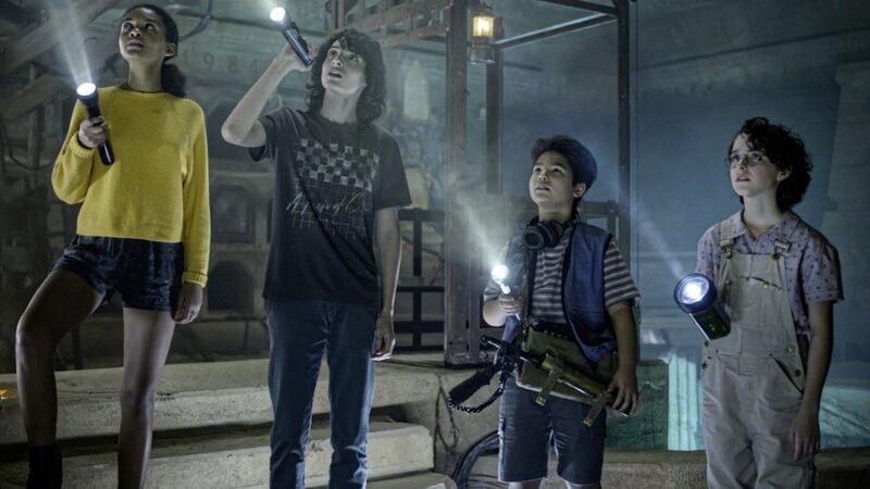 Ghostbusters: Afterlife: Celeste O&#39;Connor as Lucky, Finn Wolfhard as Trevor, Logan Kim as Podcast and McKenna Grace as Phoebe 