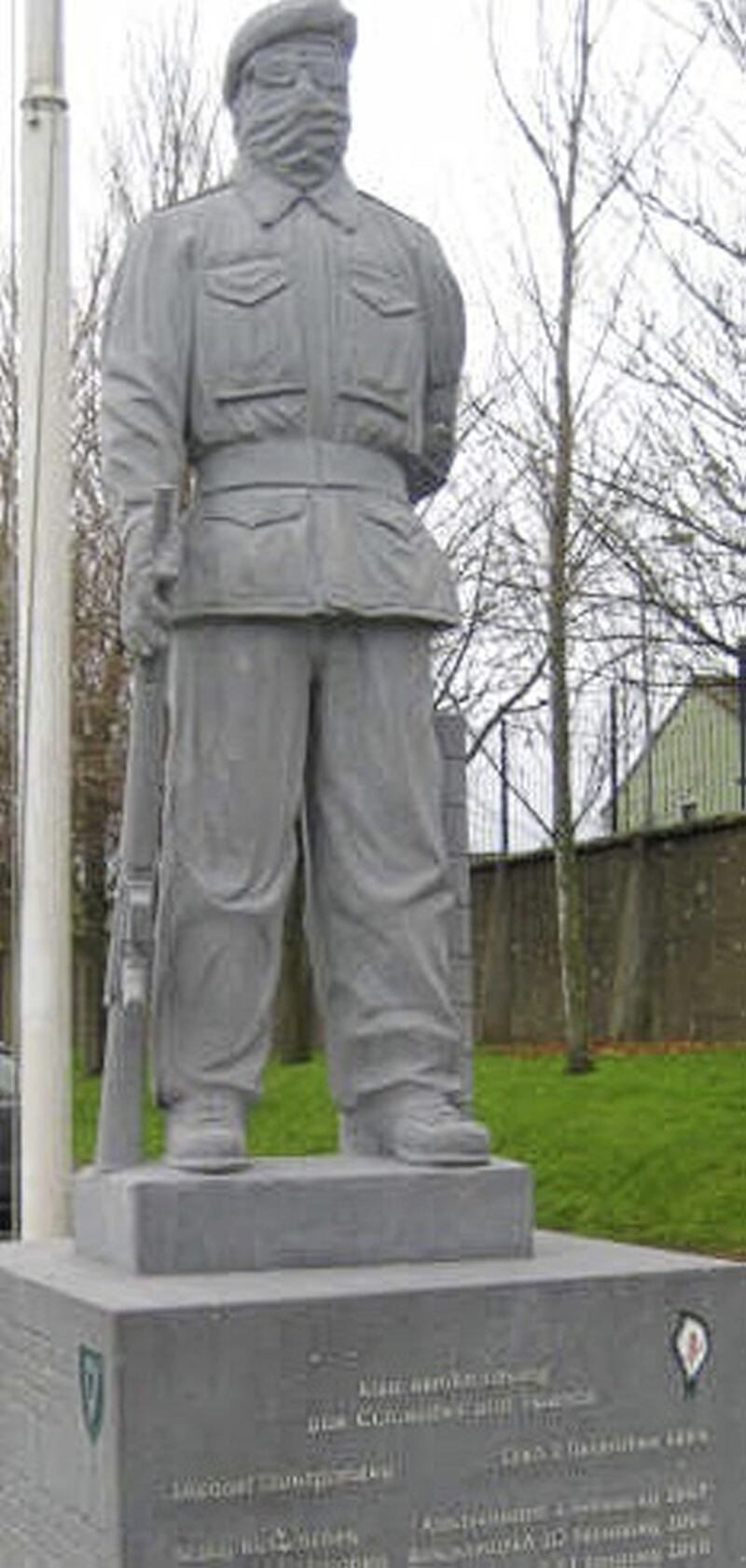 An INLA statue in Derry City Cemetery  