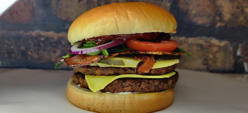 The Double Facon Cheeze burger.