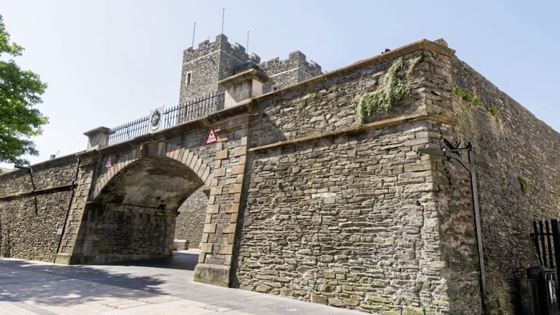 Derry&#39;s Walls were built between 1613 and 1619 by The Honourable The Irish Society.  