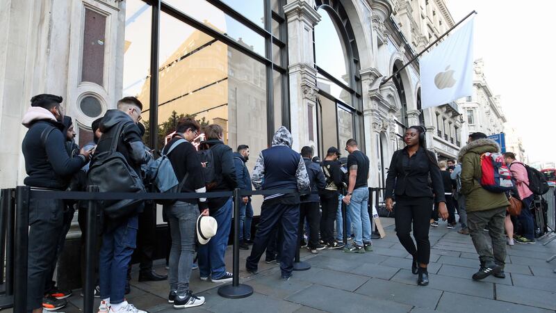 A few hardy buyers waited outside the tech firm’s flagship Regent Street store to get their hands on the new phones.