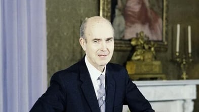 Cearbhall Ó Dálaigh resigned as President of Ireland in October 1976