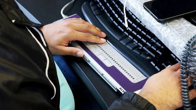 The USB Implementers Forum, which includes tech giants, has agreed on a new industry standard to aid partially sighted computer users.