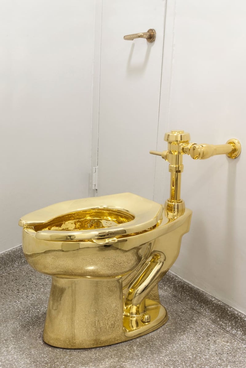 Golden toilet stolen from Blenheim Palace