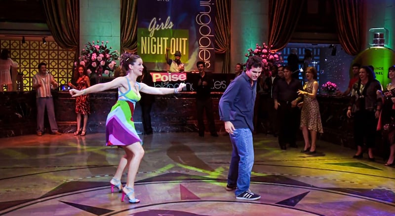 Jennifer Garner and Mark Ruffalo in the dance scene from 13 Going On 30 (Landmark Media/Alamy)