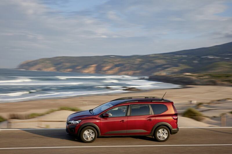 Dacia Jogger now available with a hybrid engine