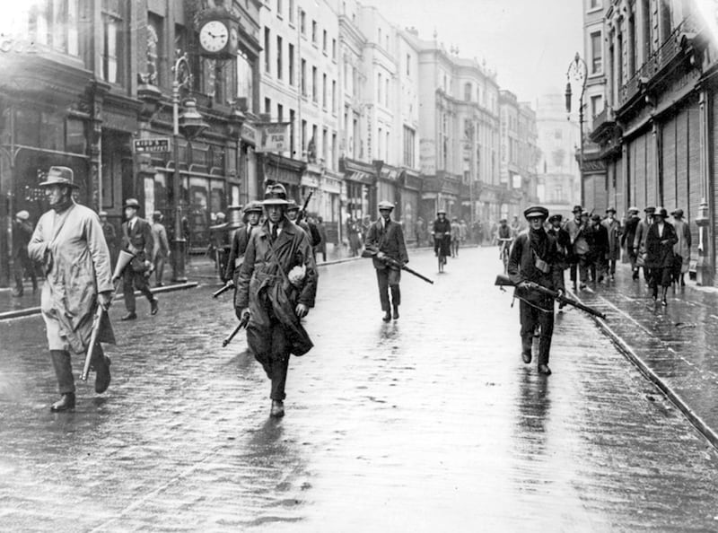 Anti-Treaty IRA members in Dublin&#39;s Grafton Street Dublin during the Irish Civil War Picture: Walshe/Getty Images 