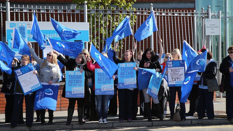 Midwives strike yesterday outside the RVH in Belfast. Picture by Hugh Russell 