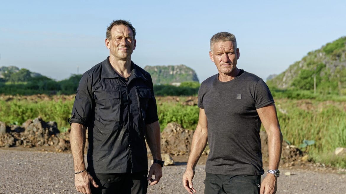 SAS: Who Dares Wins. Pictured: (L-R) Foxy (Jason Fox) and Billy (Mark Billingham)