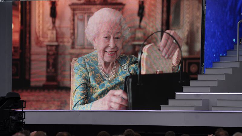 The Queen discussed her sketch for the Platinum Jubilee with the former Church of Scotland moderator weeks before her death.