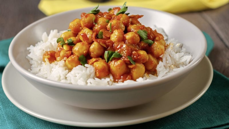 Homemade chickpea curry with rice is easy to make, nutritious and cheap. 