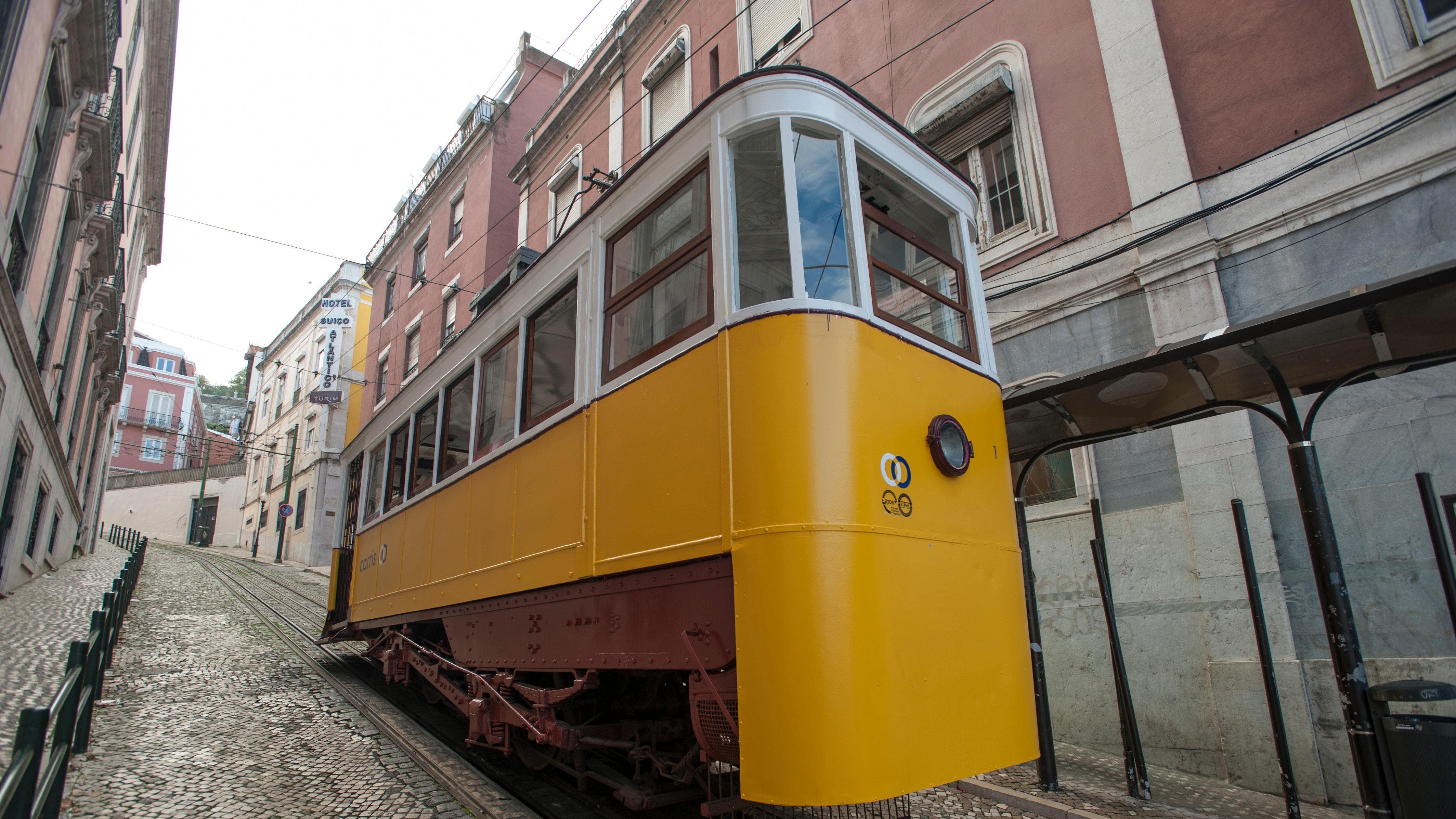 Funicular Service Funicular derails in Lisbon killing 15 people, emergency services say ...