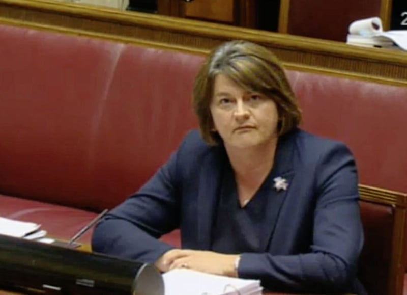 Arlene Foster said if she did not give the whistleblower&#39;s note to Martin McGuinness she spoke to him about it 
