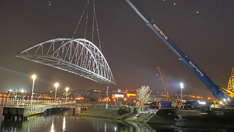 The new Pennyburn foot and cycle bridge was put in place on Tuesday night.