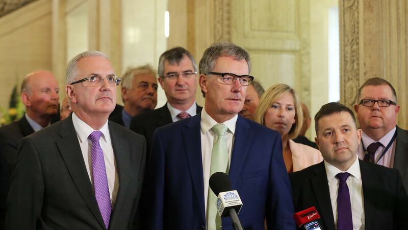 UUP leader Mike Nesbitt said he will recommend to the party's ruling body that it withdraws from the Executive, but the move has been branded hypocrisy by the DUP