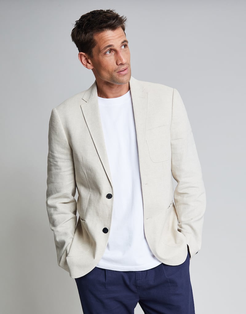 Threadbare Luxe Men's Stone Linen Blend Blazer; Luxe Men's Navy Linen Mix Drawstring Trousers
