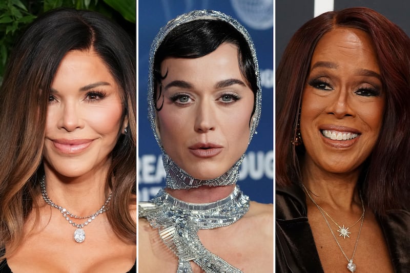 Katy Perry hails ‘incredible and inspiring’ women on her space flight