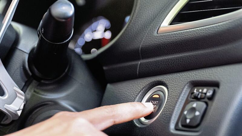 Police have offered advice to car owners following a keyless car theft in Co Derry. 