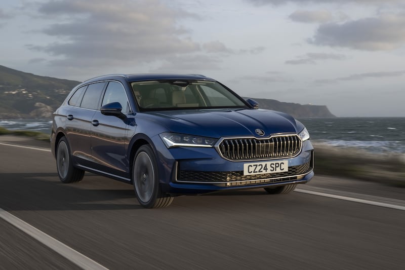 The new Skoda Superb will come in three different trim levels- SE Technology, SE-L and Laurin and Klement