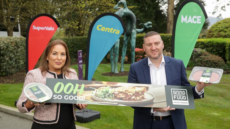 Musgrave NI's trading director, Julie Cherry (left) launches the new 'Good Food Locally Sourced' range with marketing director, Desi Doherty.
