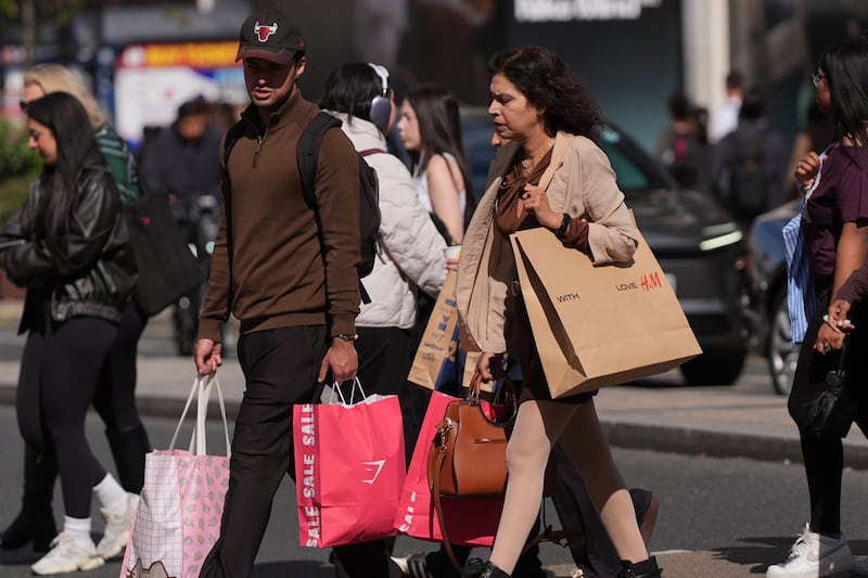 UK retail sales drop after warm weather hits winter clothing demand