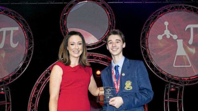 Ruth Murphy, chief counsel business and public sector at BT, presents the chemical, physical and mathematical senior individual winner&#39;s award to Emmett Brolly of Loreto College for his project &#39;Bead Fountains&#39;&nbsp; 