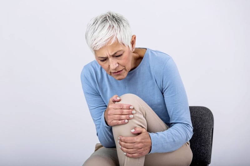 A swelling on the knee can be caused by a build-up of the fluid which lubricates joints 