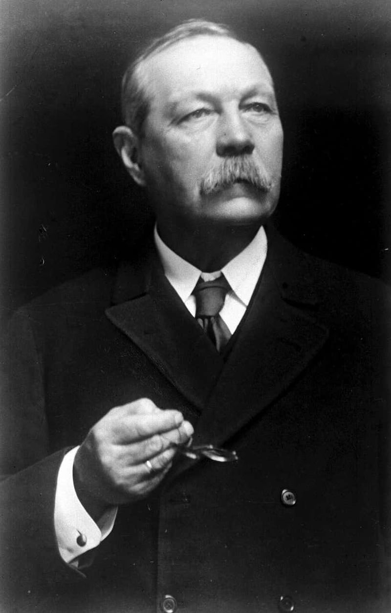 Sir Arthur Conan Doyle, famous for creating the fictional detective Sherlock Holmes