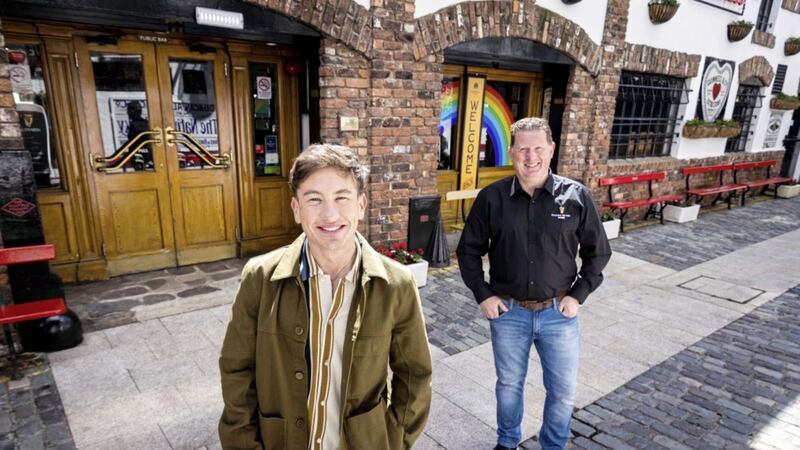 Dublin actor Barry Keoghan outside the Duke of York with the pub&#39;s general manager and director, Paul O&rsquo;Hare. 